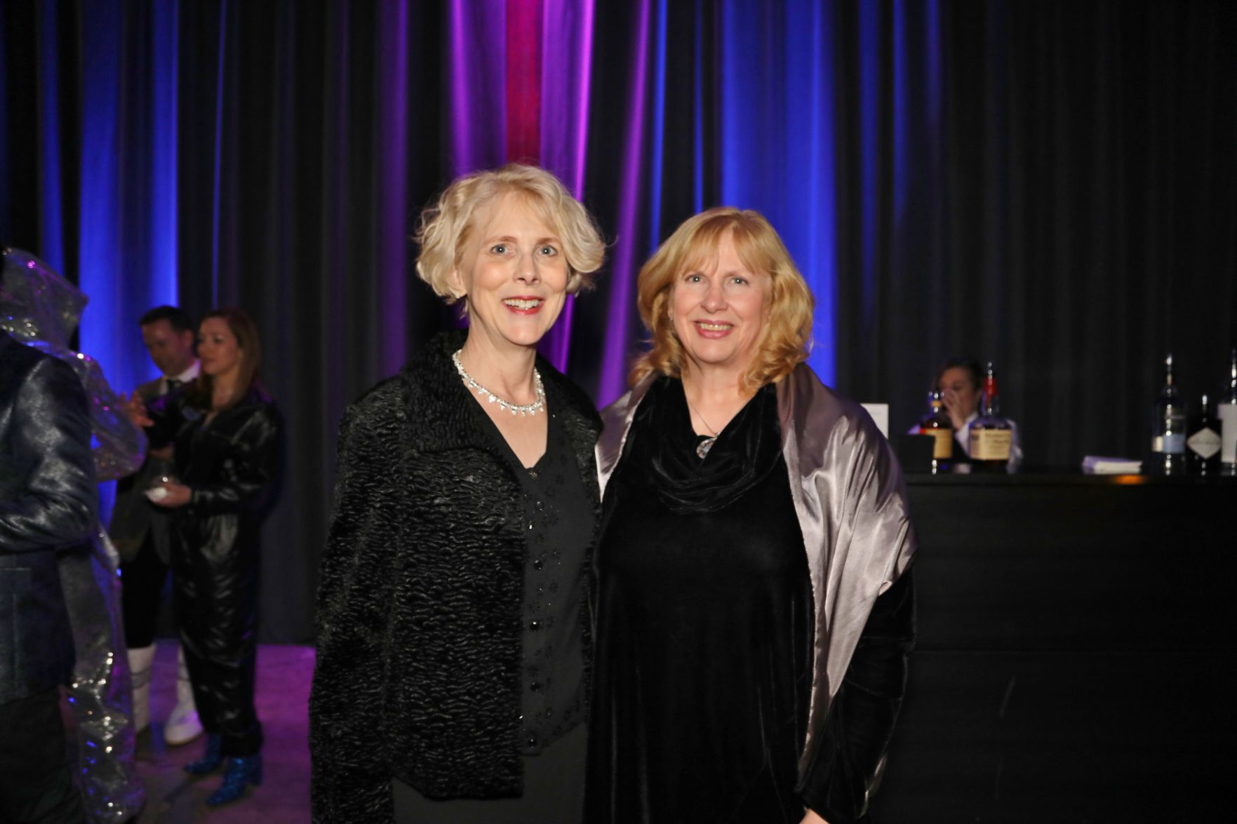 Gwyneth Williams, Gloria Grenwald
